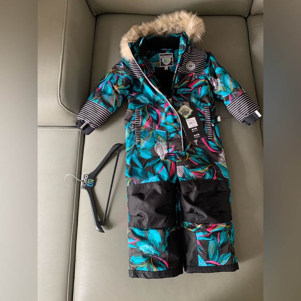 NWT NANÖ one piece snow suit
